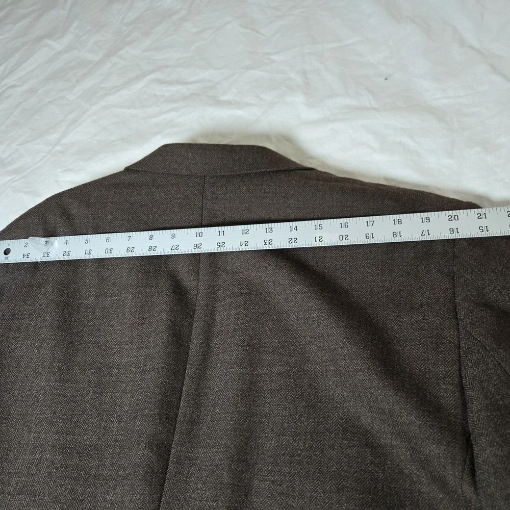 Jos A Bank 100% Wool Tweed Herringbone‎ 46R Blazer Sport Coat  Jacket Brown